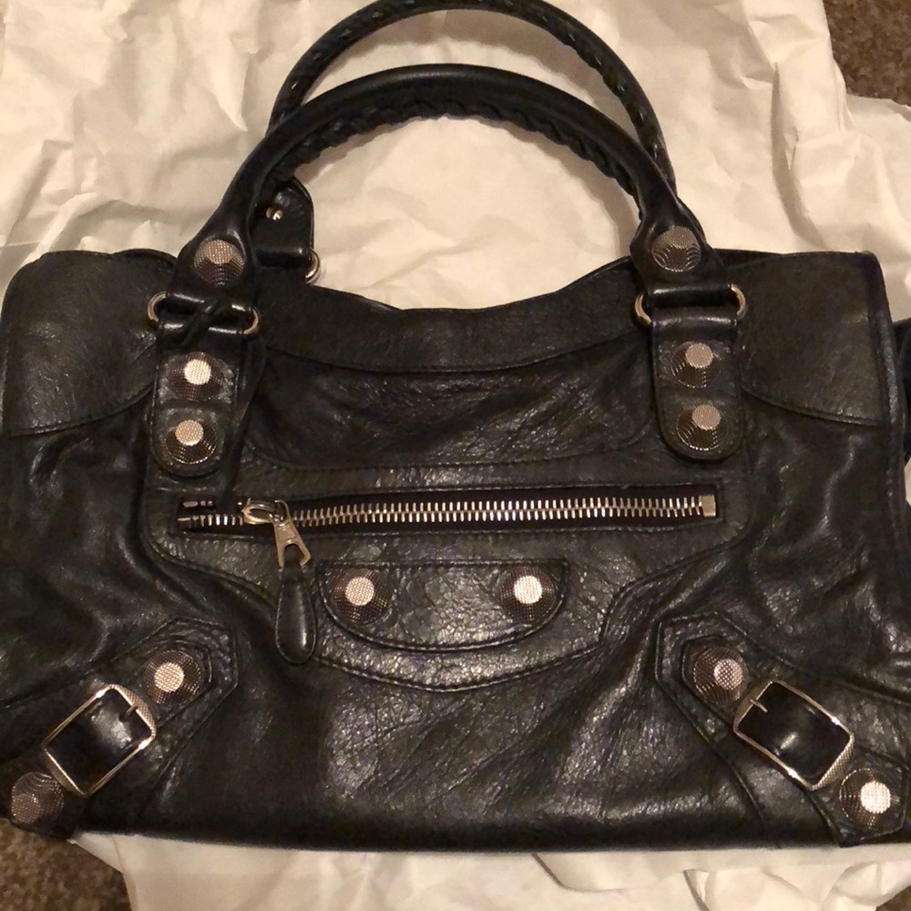 BaLenciaga Giant city charcoal. Lamb skin .